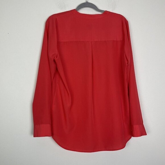 J.Crew Factory Woman’s Coral Long Sleeve 1/4 Button Down Shirt Size Medium - Picture 4 of 6